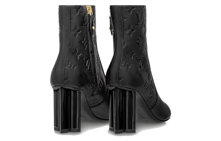 (WMNS) LOUIS VUITTON Silhouette 8cm Heeled Boots 'Black Monogram' 1ABP9G#