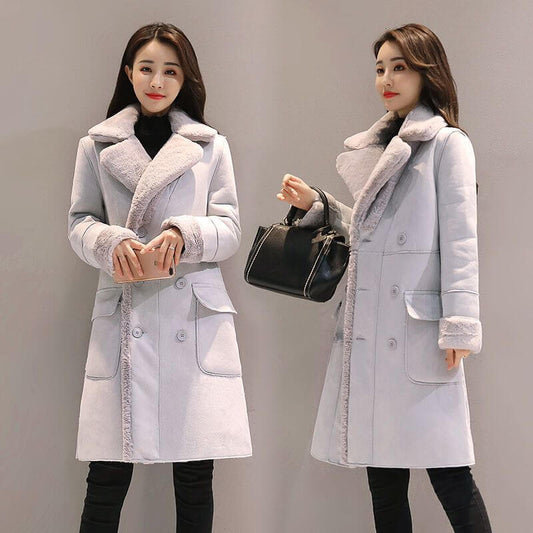 "Elegant Lamb Wool Coat for Women: Timeless Style and Cozy Warmth"