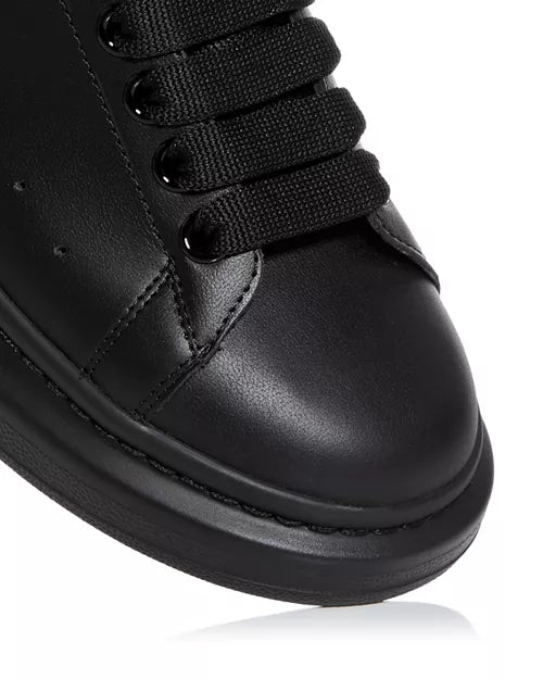 McQueen
Men's Oversized Sneakers