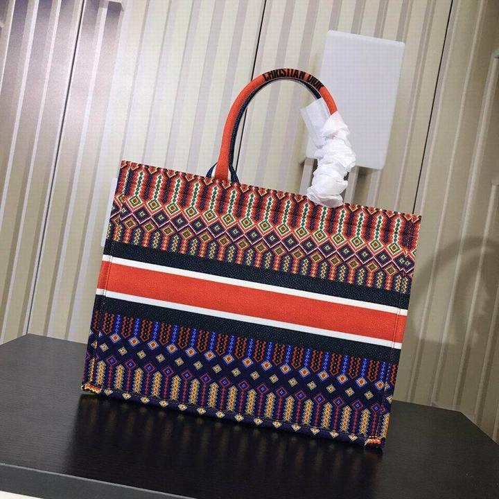 CHRISTIAN DIOR  HANDBAG