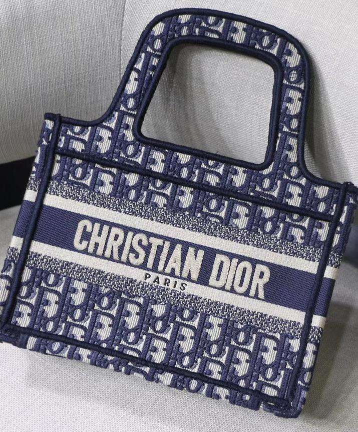 CHRISTIAN DIOR - HANGBAG