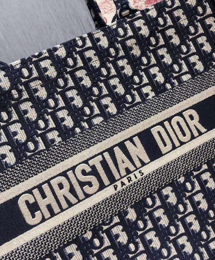 CHRISTIAN DIOR - HANDBAG
