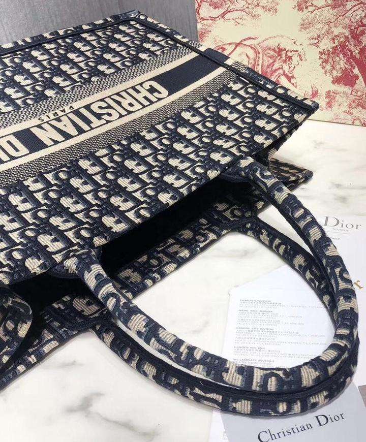 CHRISTIAN DIOR - HANDBAG