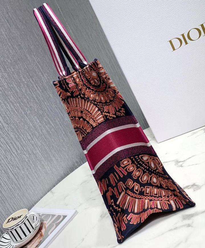 CHRISTIAN DIOR - HANBAG