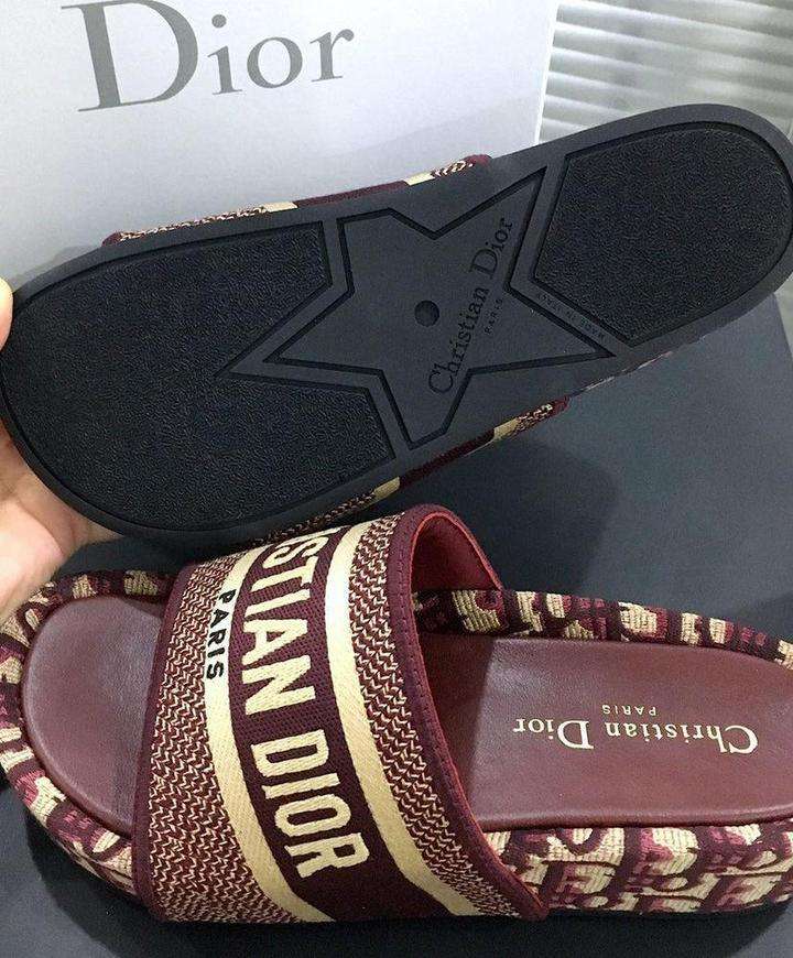 (WMNS) CHRISTIAN DIOR - SANDALES