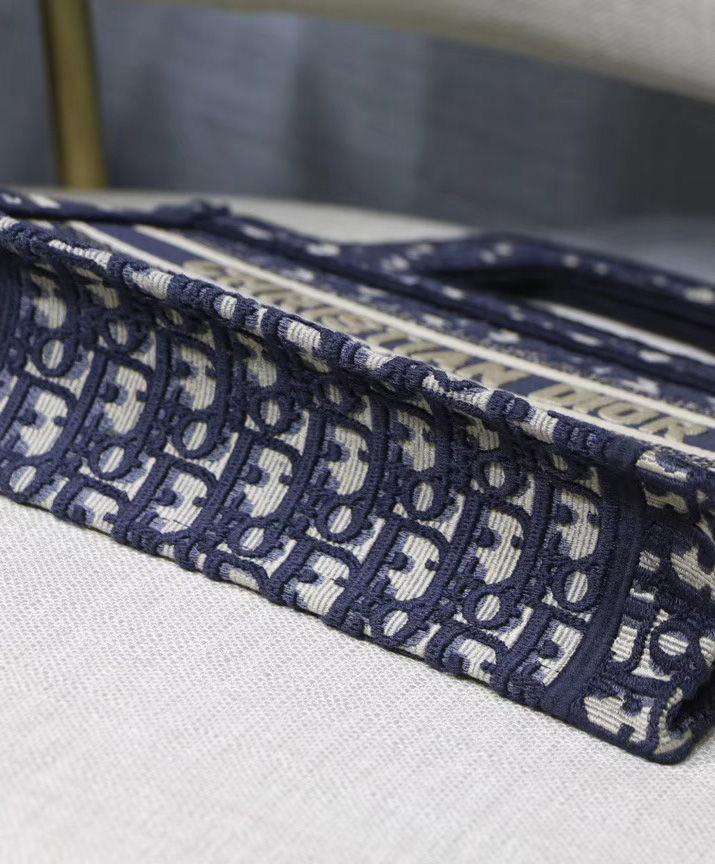 CHRISTIAN DIOR - HANGBAG