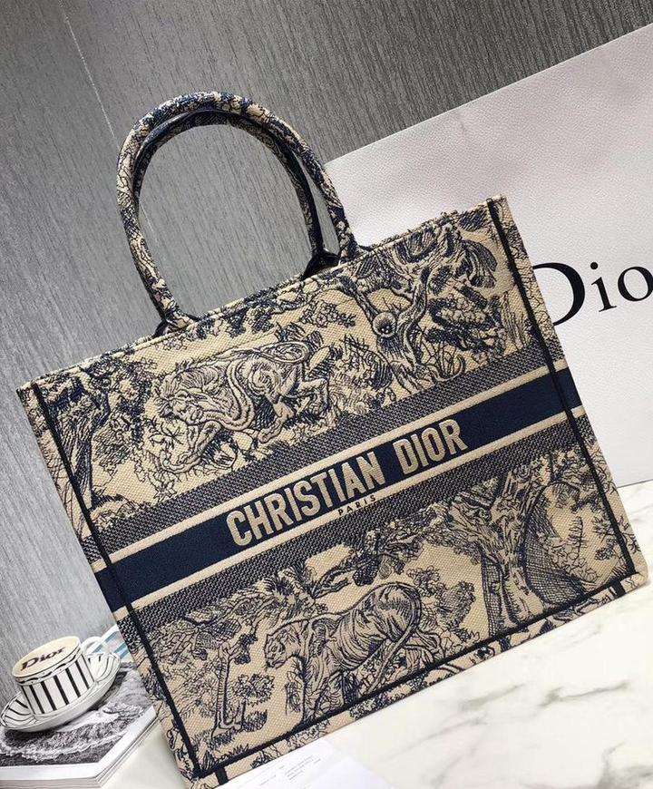 CHRISTIAN DIOR - HANDBAG