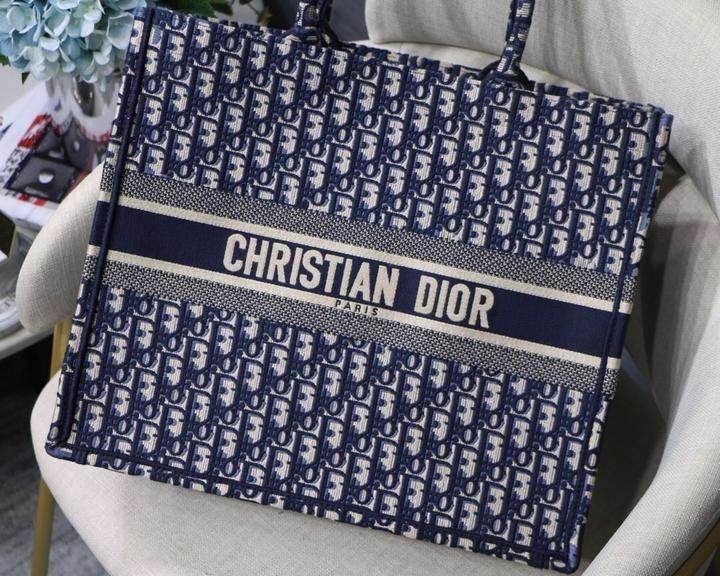 CHRISTIAN DIOR - HANDBAG