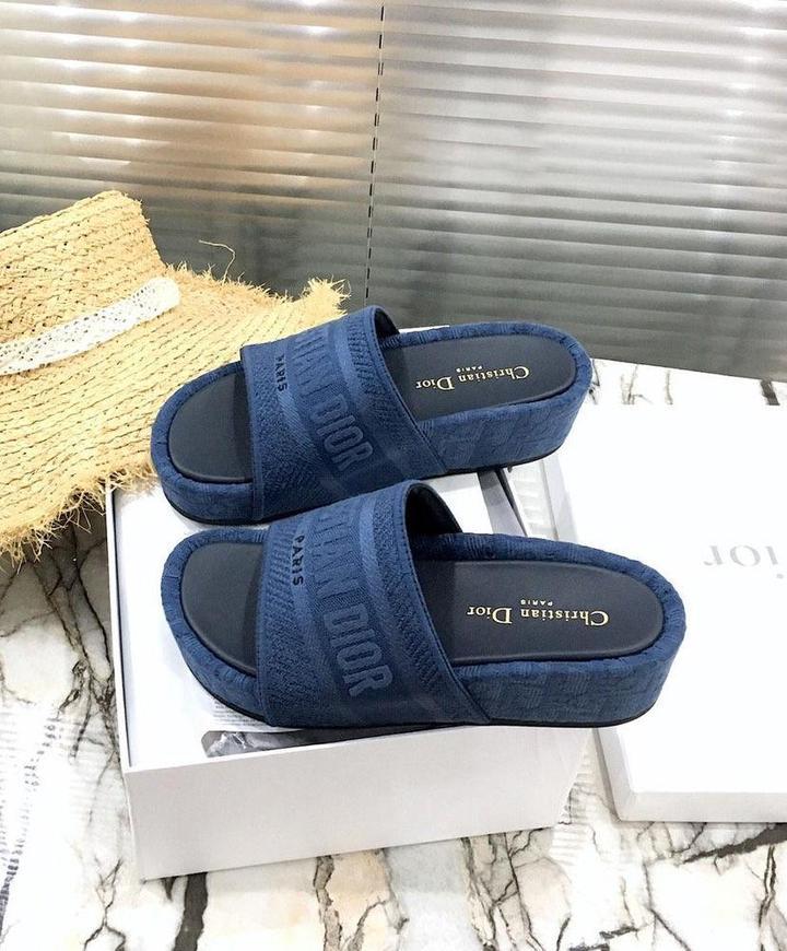 (WMNS) CHRISTIAN DIOR - SANDALS