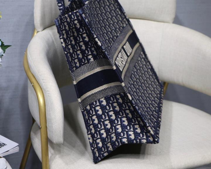 CHRISTIAN DIOR - HANDBAG